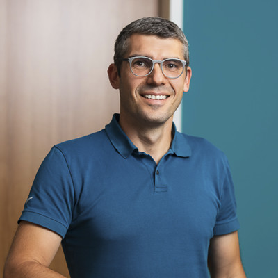 Dr. Tobias Geis